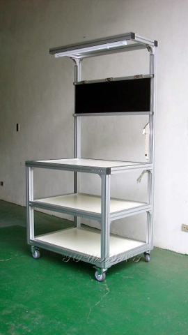 鋁擠型工作桌13